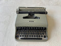 1950s Olivetti Pluma 22