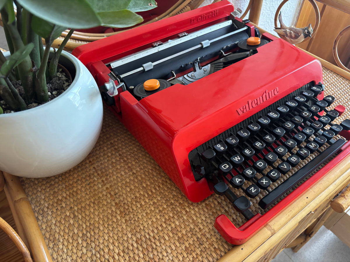 Olivetti Valentine