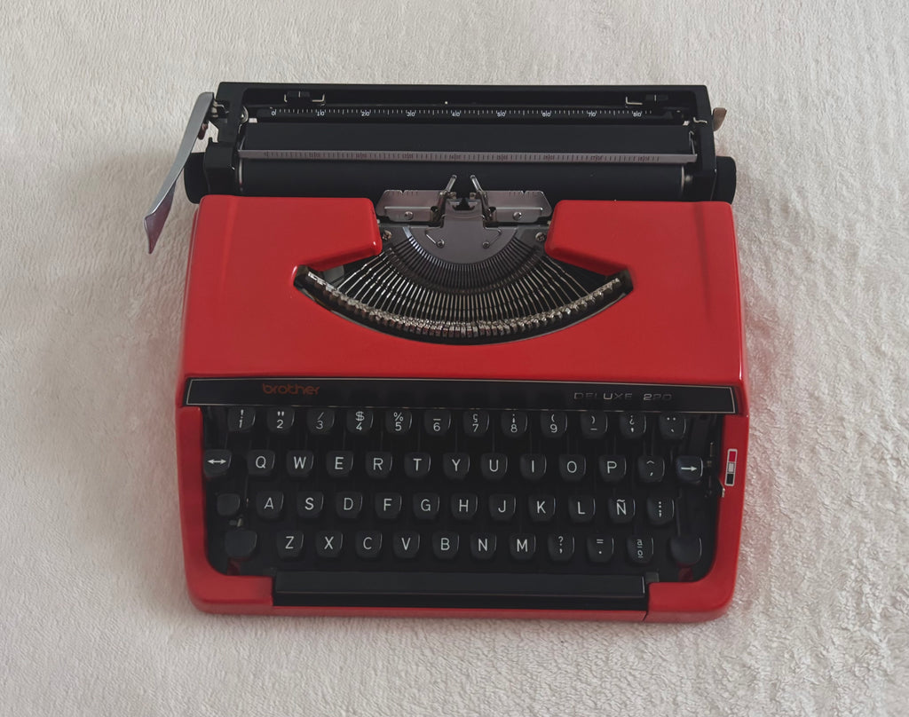 Brother Deluxe 220 (Red, 1970s)