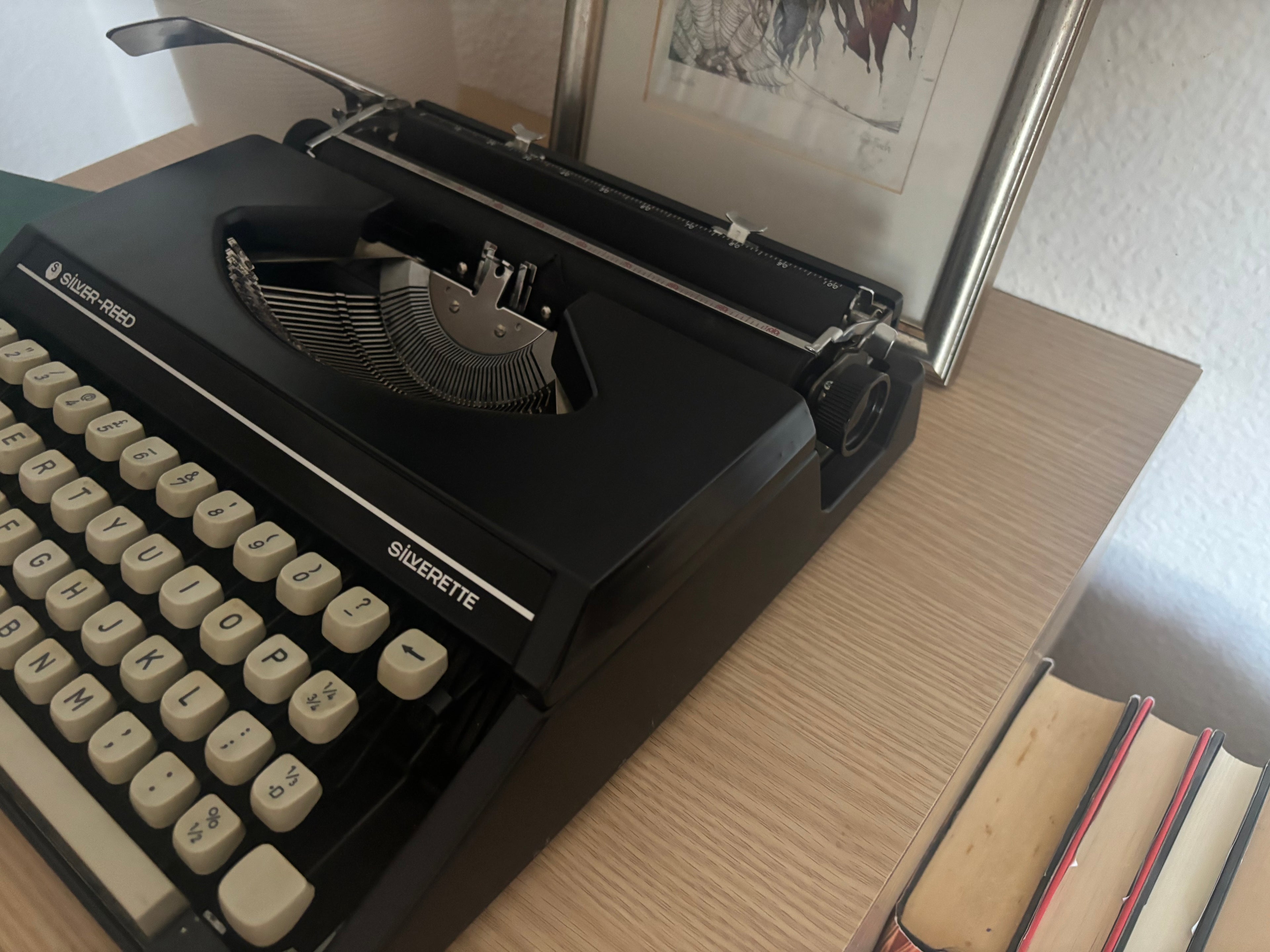 Silver-Reed Silverette Portable Typewriter