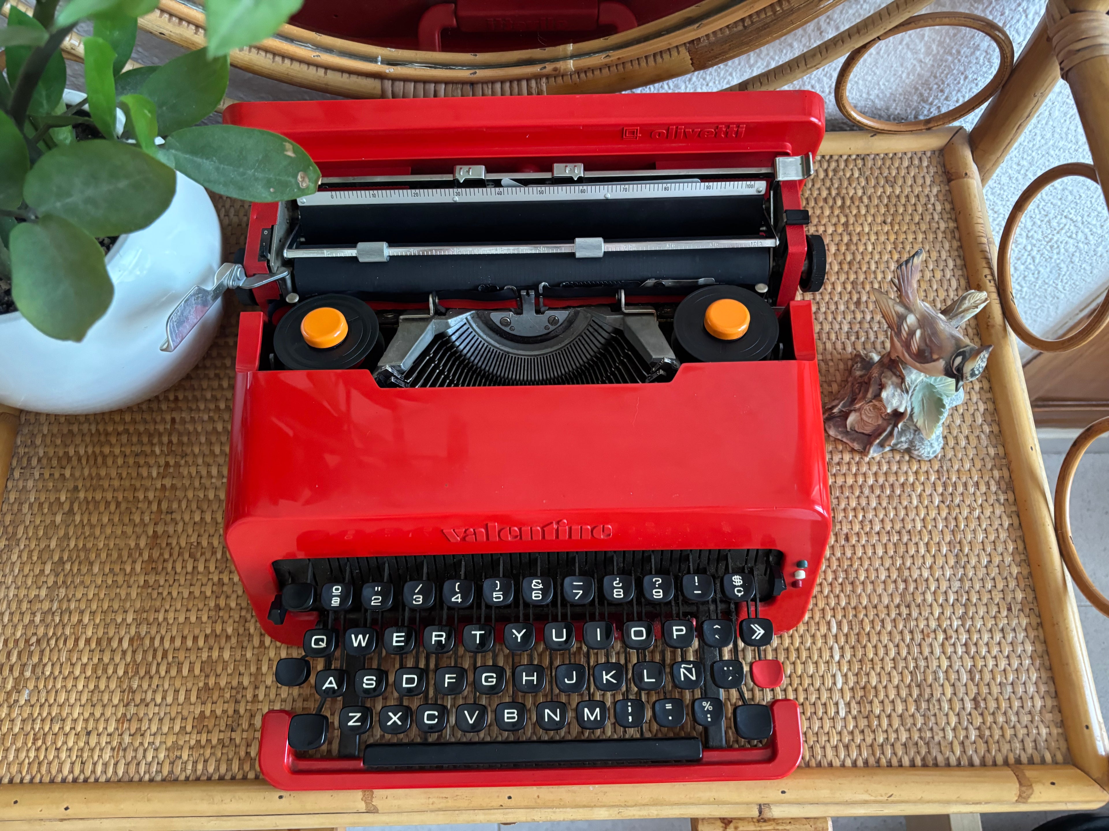 Olivetti Valentine