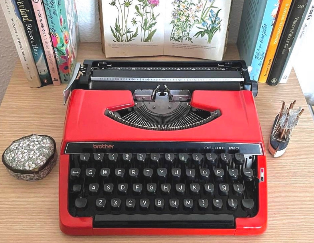 Brother Deluxe 220 (Red, 1970s)