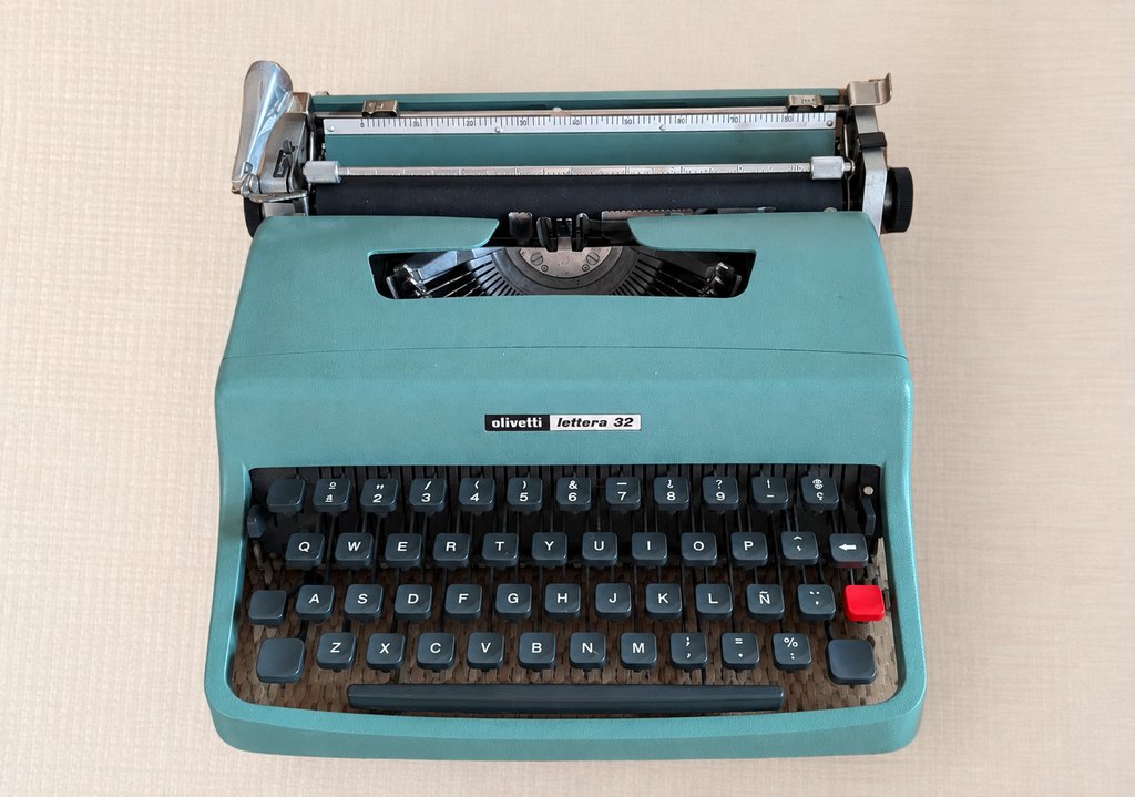 Olivetti Lettera 32
