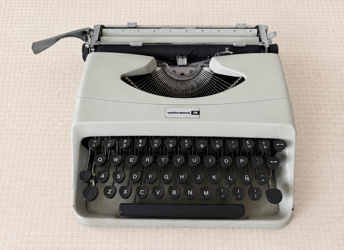 Olivetti Underwood 18